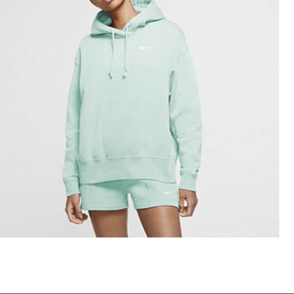 *Read Below Nwt Nike Women’s Pullover Hoodie Size: Xxl